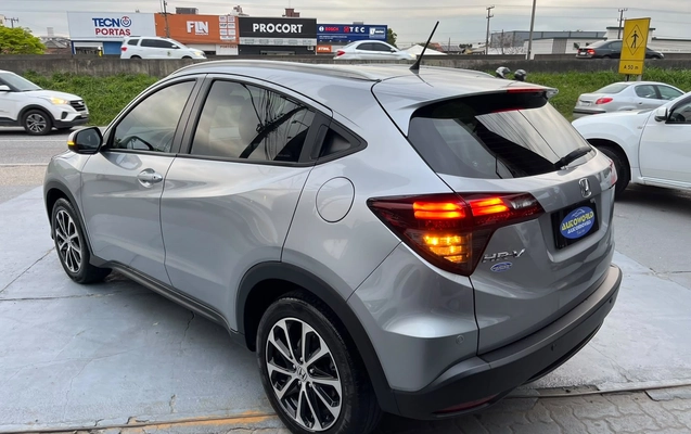imagem-https://www.socarrao.com.br/sc-vehicle-images-prod/3852934/1789506601195-2b8114fe0e734d01b9e251808566036e_1789506375754.jpg