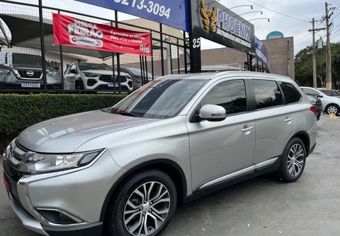 Mitsubishi OUTLANDER 2.0 16V 160cv Aut. 2016 Cinza — foto 1 de 3