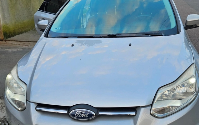 imagem-https://www.socarrao.com.br/sc-vehicle-images-prod/3853061/1789507615548-UG9saXNoXzIwMjYwOTE1XzE4MTQzMzY2Ni5qcGc.jpg