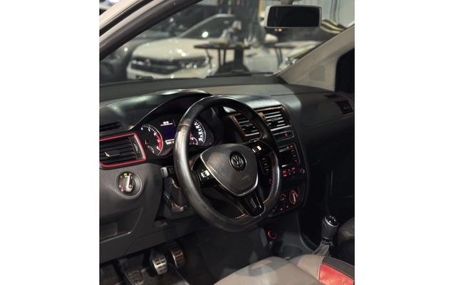 imagem-https://www.socarrao.com.br/sc-vehicle-images-prod/3853062/1789507094478-1_061647.jpg