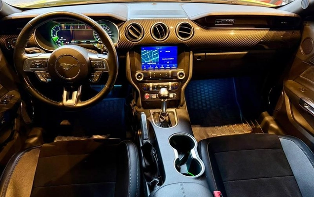imagem-https://www.socarrao.com.br/sc-vehicle-images-prod/3853336/1789562394748-8480541_15_B_981b375af2.jpeg