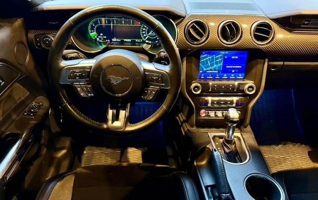 imagem-https://www.socarrao.com.br/sc-vehicle-images-prod/3853336/1789562394749-8480541_13_B_4a37554a32.jpeg