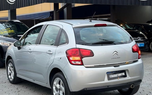 imagem-https://www.socarrao.com.br/sc-vehicle-images-prod/3853430/1789507897030-69436aa9b8777a84f.jpg