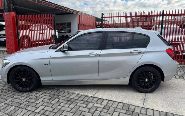 imagem-https://www.socarrao.com.br/sc-vehicle-images-prod/3853438/1789507967980-8478375_3_B_77668fded6.jpeg