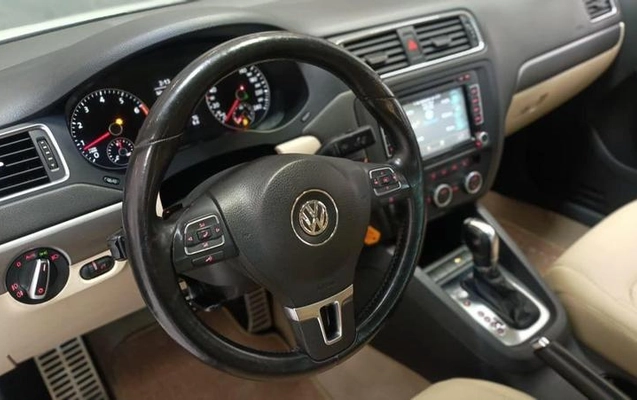 imagem-https://www.socarrao.com.br/sc-vehicle-images-prod/3853586/1789508715796-8345151_0_B_412ce79982.jpeg