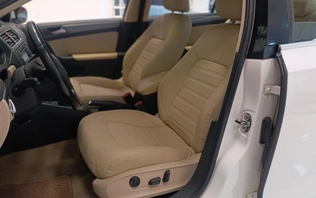 imagem-https://www.socarrao.com.br/sc-vehicle-images-prod/3853586/1789508715808-8345151_21_B_501ae11364.jpeg