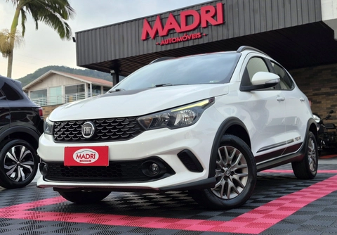 Fiat Argo TREKKING 1.3 8V Flex 2020 Branco — foto 1 de 3