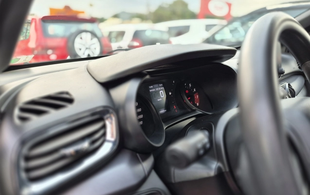 imagem-https://www.socarrao.com.br/sc-vehicle-images-prod/3853804/1789508724433-003_6f5c282cbf702df368de6c62bf0e595a.jpg