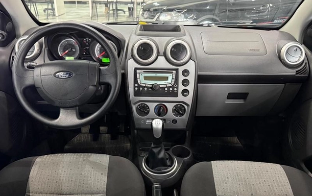 imagem-https://www.socarrao.com.br/sc-vehicle-images-prod/3853820/1789509093503-8479773_14_B_937dbe6605.jpeg
