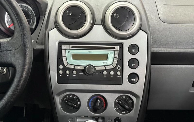 imagem-https://www.socarrao.com.br/sc-vehicle-images-prod/3853820/1789509093505-8479773_3_B_b2fc7629b7.jpeg