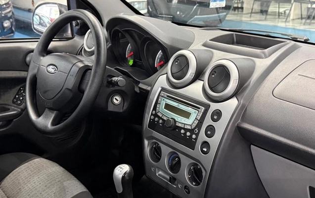imagem-https://www.socarrao.com.br/sc-vehicle-images-prod/3853820/1789509093506-8479773_4_B_f12b711873.jpeg