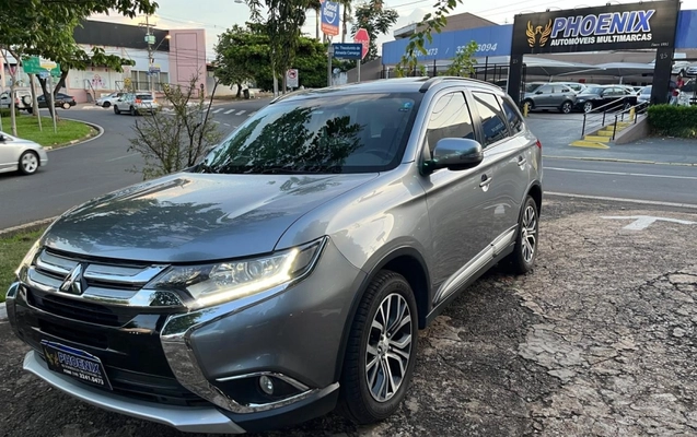 imagem-https://www.socarrao.com.br/sc-vehicle-images-prod/3854091/1789510200121-Y0FoiKCS2Ho8Md9RU0REO2j8TAESovSz.jpg