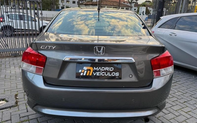 imagem-https://www.socarrao.com.br/sc-vehicle-images-prod/3854429/1789585732879-8480358_5_B_9019fa2af9.jpeg