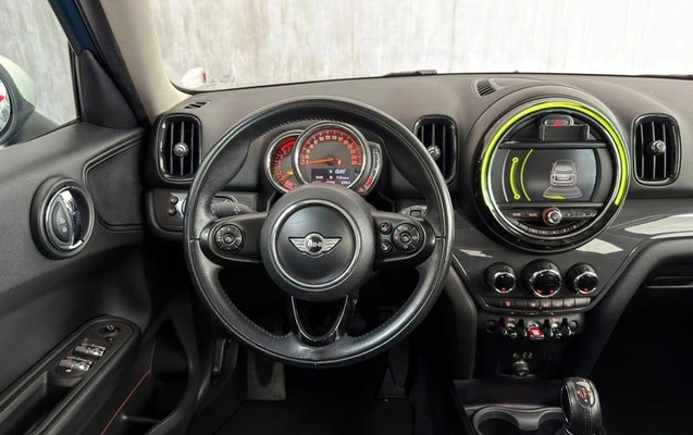 imagem-https://www.socarrao.com.br/sc-vehicle-images-prod/3854569/1789512785469-8450595_2_B_4d3017c237.jpeg