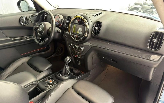 imagem-https://www.socarrao.com.br/sc-vehicle-images-prod/3854569/1789512785472-8450595_2_B_4d4c8f766c.jpeg