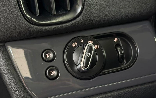 imagem-https://www.socarrao.com.br/sc-vehicle-images-prod/3854569/1789512785486-8450595_7_B_2595527752.jpeg