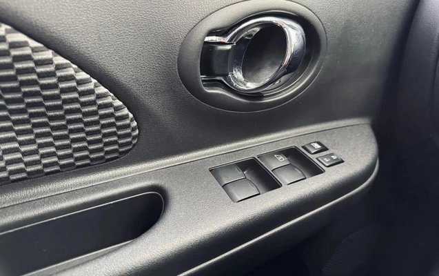 imagem-https://www.socarrao.com.br/sc-vehicle-images-prod/3854860/1789739032235-vehicle_image_1789738842_ae566253288191ce5d879e51dae1d8c3.jpeg