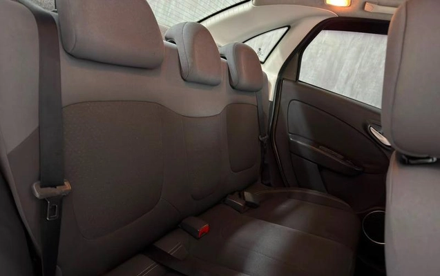 imagem-https://www.socarrao.com.br/sc-vehicle-images-prod/3855659/1789517733886-8357648_0_B_518f24a9c1.jpeg