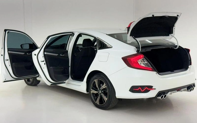 imagem-https://www.socarrao.com.br/sc-vehicle-images-prod/3855794/1789514720757-8467238_12_B_39af37d7c2.jpeg