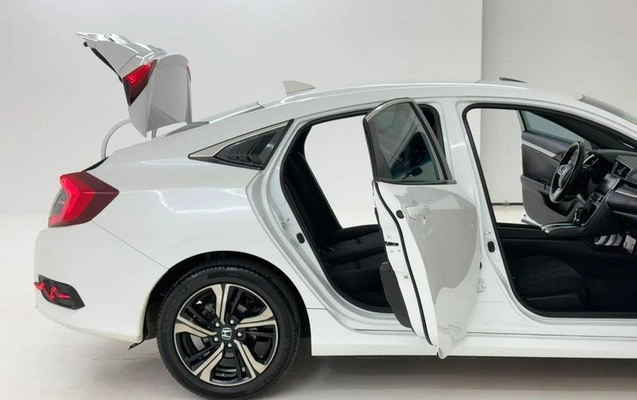 imagem-https://www.socarrao.com.br/sc-vehicle-images-prod/3855794/1789514720764-8467238_10_B_058bae881b.jpeg