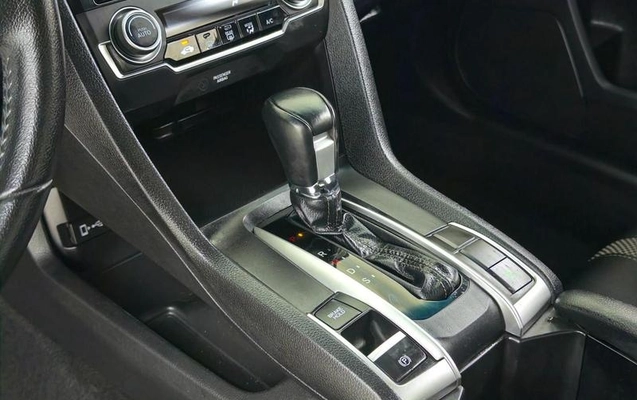 imagem-https://www.socarrao.com.br/sc-vehicle-images-prod/3855794/1789514720773-8467238_16_B_766b6cd258.jpeg