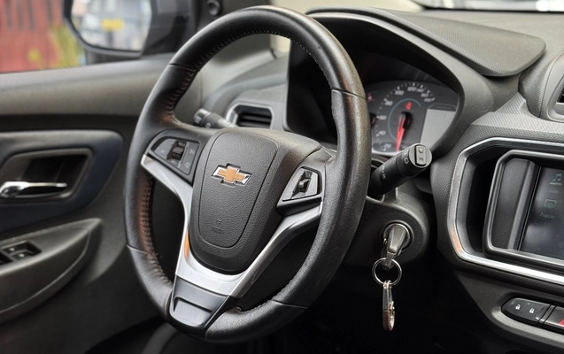 imagem-https://www.socarrao.com.br/sc-vehicle-images-prod/3856374/1789516110984-f2e24284c24a4a43992ef24b3b5db3b3_1789473225116.jpg