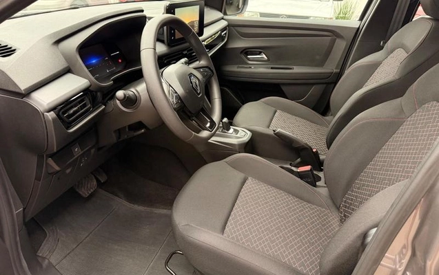 imagem-https://www.socarrao.com.br/sc-vehicle-images-prod/3857479/1789519639014-8472192_17_B_ef0f8c529d.jpeg