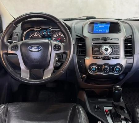 imagem-https://www.socarrao.com.br/sc-vehicle-images-prod/3857489/1789520454999-8480716_7_B_2a59dcdfe2.jpeg