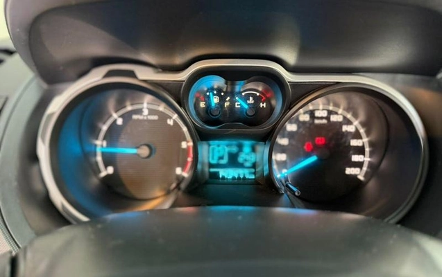 imagem-https://www.socarrao.com.br/sc-vehicle-images-prod/3857489/1789520455008-8480716_1_B_dc83fa62ea.jpeg