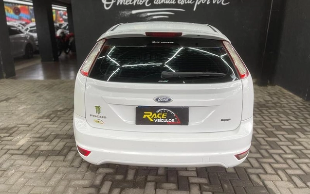 imagem-https://www.socarrao.com.br/sc-vehicle-images-prod/3858154/1789521550095-8470356_0_B_9638436eba.jpeg