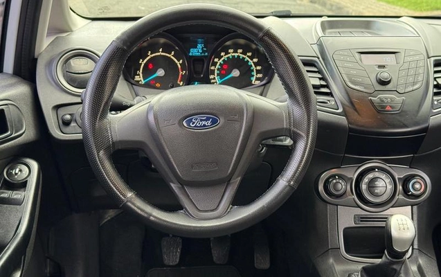 imagem-https://www.socarrao.com.br/sc-vehicle-images-prod/3858946/1789523968153-8480722_3_B_84b709cef0.jpeg