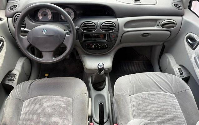 imagem-https://www.socarrao.com.br/sc-vehicle-images-prod/38631/1788531919473-7648136_6_B_b2f24d3b31.jpeg