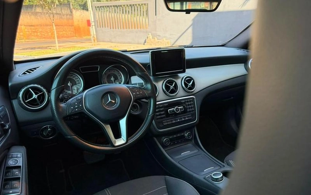 imagem-https://www.socarrao.com.br/sc-vehicle-images-prod/3870997/1789558569535-8341187_2_B_512e9e58d7.jpeg