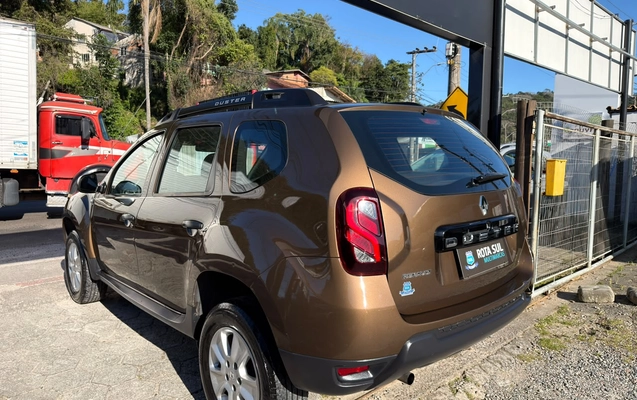 imagem-https://www.socarrao.com.br/sc-vehicle-images-prod/3871051/1789558900582-003_d59963798381f770819a0d58d409a70e.jpeg