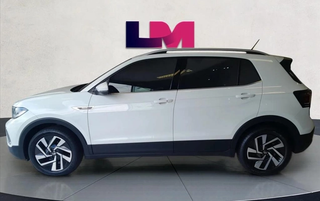 imagem-https://www.socarrao.com.br/sc-vehicle-images-prod/3871239/1789559174957-77096317-8b89-432d-b940-311bbed5f1b420260916084215.jpeg