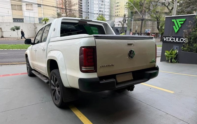 imagem-https://www.socarrao.com.br/sc-vehicle-images-prod/3871611/1789559792564-8480832_7_B_1fac3b5544.jpeg