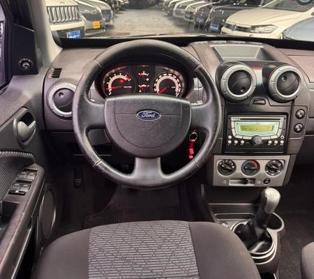imagem-https://www.socarrao.com.br/sc-vehicle-images-prod/3871784/1789560134279-8474655_7_B_bcaec88d88.jpeg