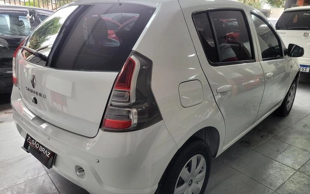 imagem-https://www.socarrao.com.br/sc-vehicle-images-prod/3871786/1789560147045-8477953_3_B_69c7a0ab3c.jpeg