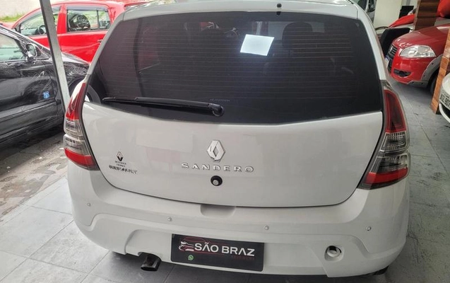 imagem-https://www.socarrao.com.br/sc-vehicle-images-prod/3871786/1789560147046-8477953_4_B_be57f6e559.jpeg