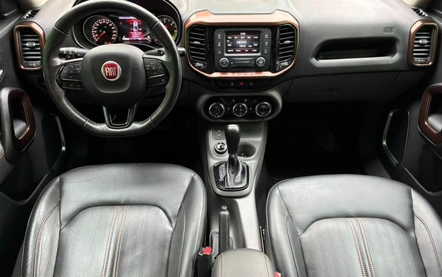 imagem-https://www.socarrao.com.br/sc-vehicle-images-prod/3871935/1789560526009-8480891_7_B_6dd0746f68.jpeg