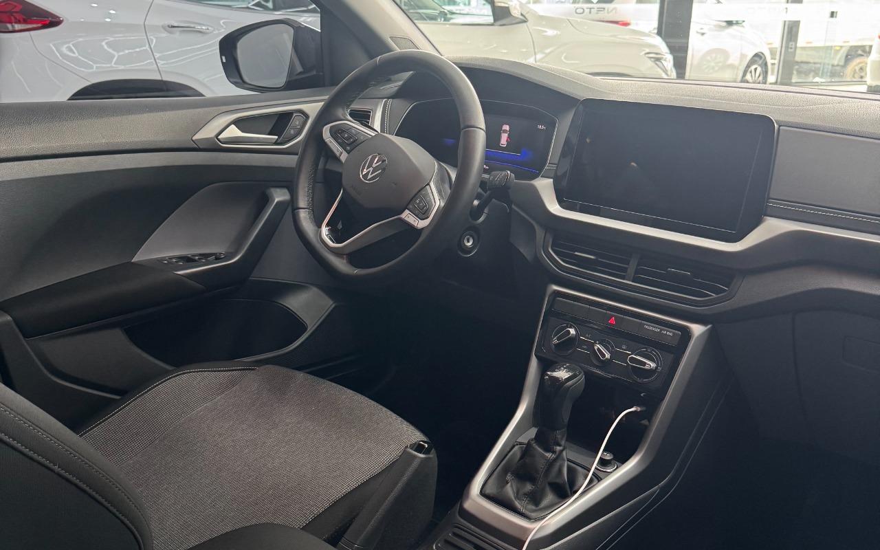 imagem-https://www.socarrao.com.br/sc-vehicle-images-prod/3872118/1789560795854-SU1HXzIzODQgKDEpLmpwZw.jpg