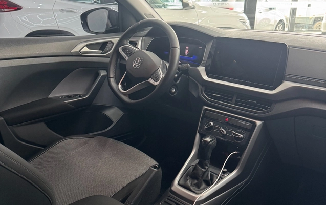 imagem-https://www.socarrao.com.br/sc-vehicle-images-prod/3872118/1789560795854-SU1HXzIzODQgKDEpLmpwZw.jpg