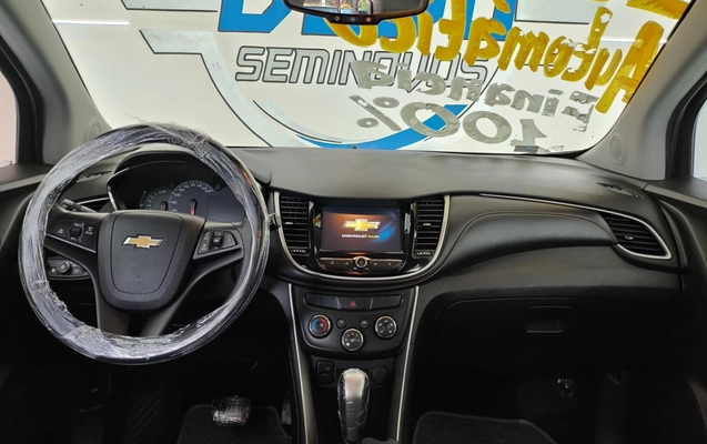 imagem-https://www.socarrao.com.br/sc-vehicle-images-prod/3872259/1789561067235-4_054628.jpg