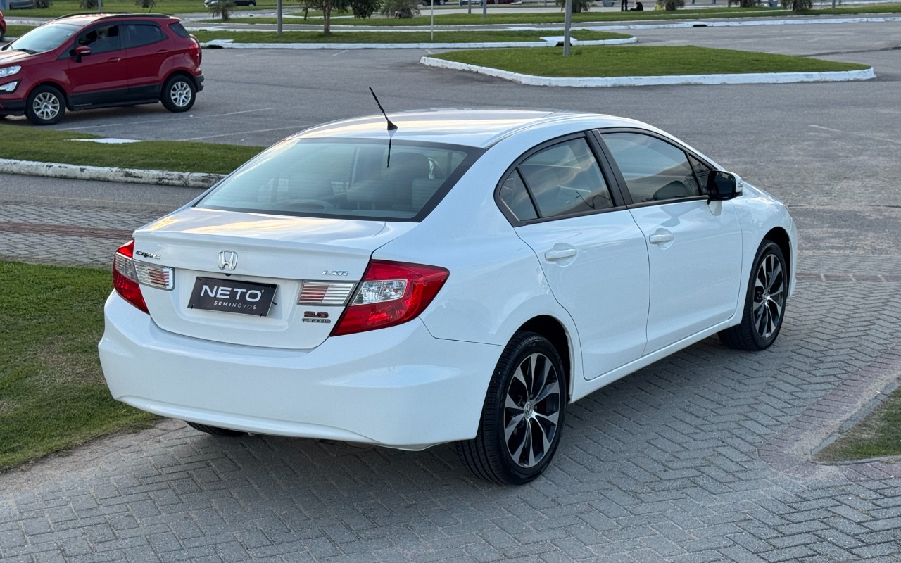 imagem-https://www.socarrao.com.br/sc-vehicle-images-prod/3872415/1789561453970-SU1HXzk4MTAuanBn.jpg