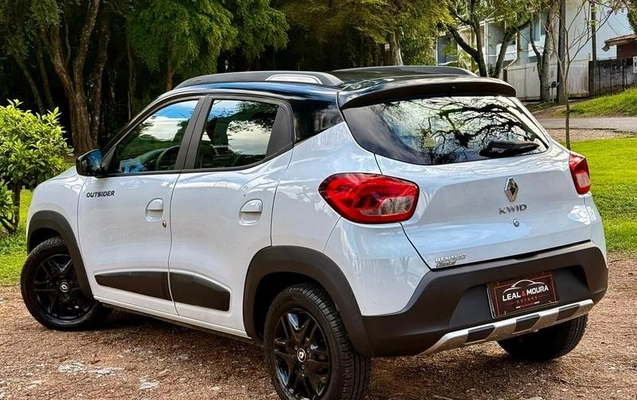 imagem-https://www.socarrao.com.br/sc-vehicle-images-prod/3872517/1789561691142-8479611_12_B_bfb448b428.jpeg