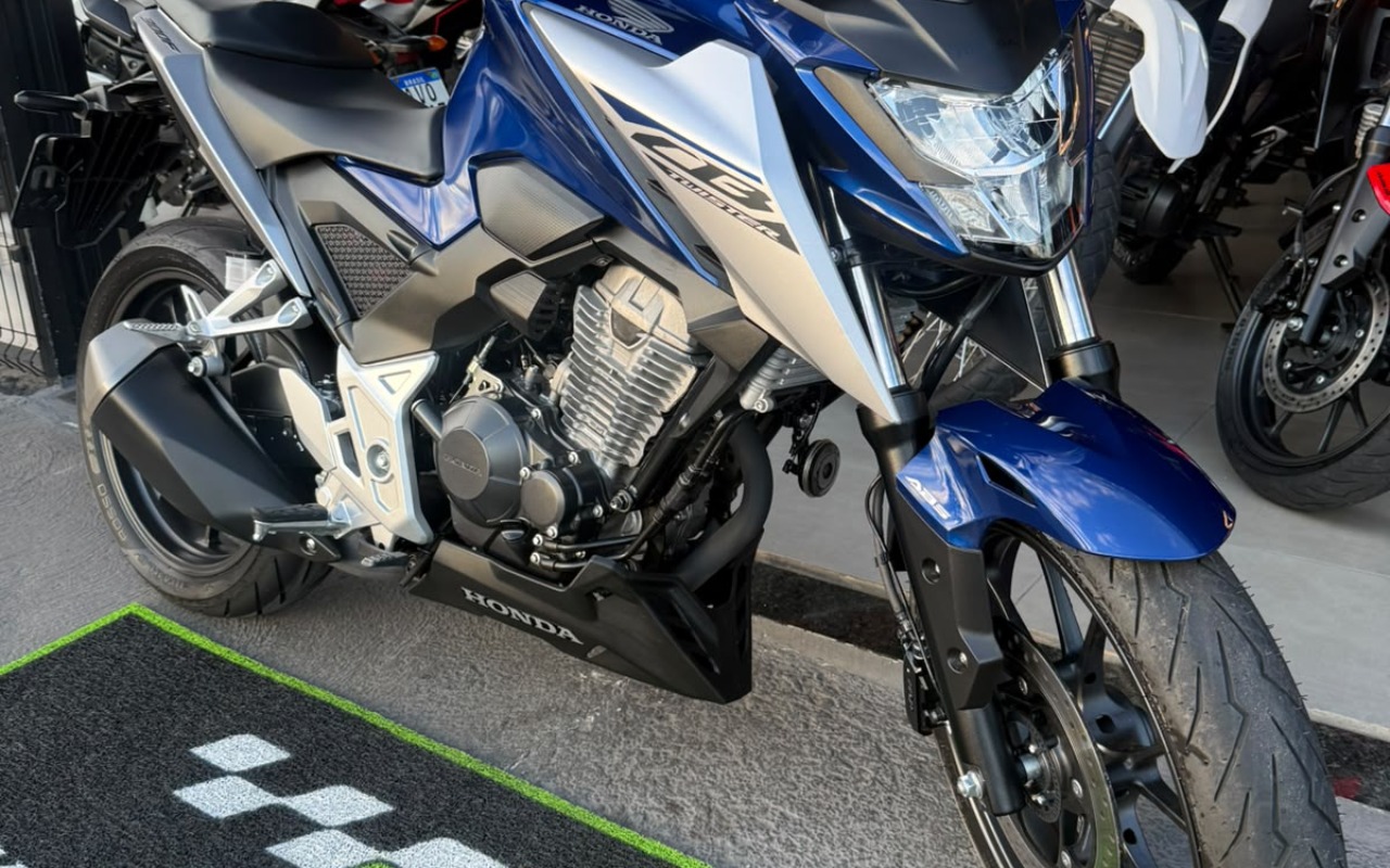 imagem-https://www.socarrao.com.br/sc-vehicle-images-prod/3872614/1789562009129-V2hhdHNBcHAgSW1hZ2UgMjAyNi0wOS0xNSBhdCAxNy40NS4zMS5qcGVn.jpeg