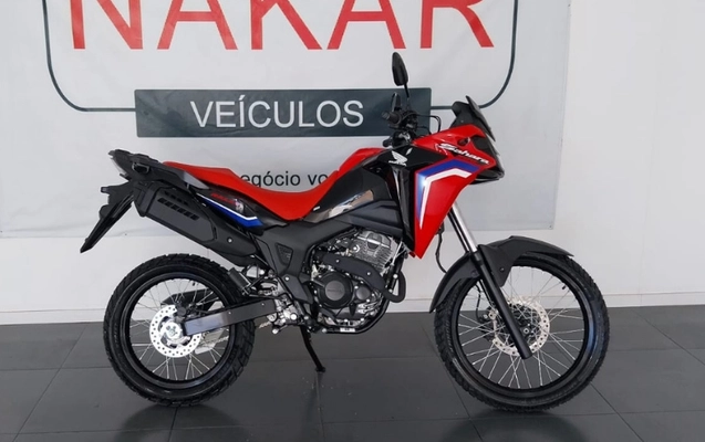 imagem-https://www.socarrao.com.br/sc-vehicle-images-prod/3872729/1789562154103-z0lwNjRruJLhqimqw9veFzjAK68KjDae.jpg