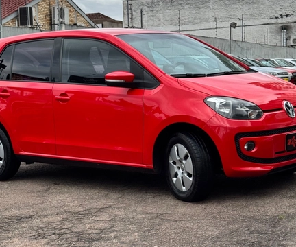 Volkswagen Up! 2015 Vermelho — foto 1 de 3