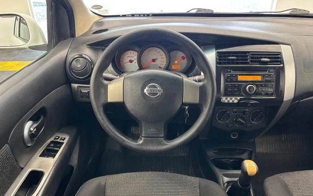 imagem-https://www.socarrao.com.br/sc-vehicle-images-prod/3872798/1789562278728-8358050_18_B_1168219f20.jpeg