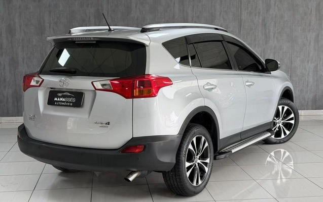 imagem-https://www.socarrao.com.br/sc-vehicle-images-prod/3872830/1789562323048-8457476_1_B_d70d29f475.jpeg